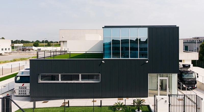 2015-2020 : il progetto e l’ottimo lavoro by Tips Architects per Br Headquarter a Ripalta Cremasca