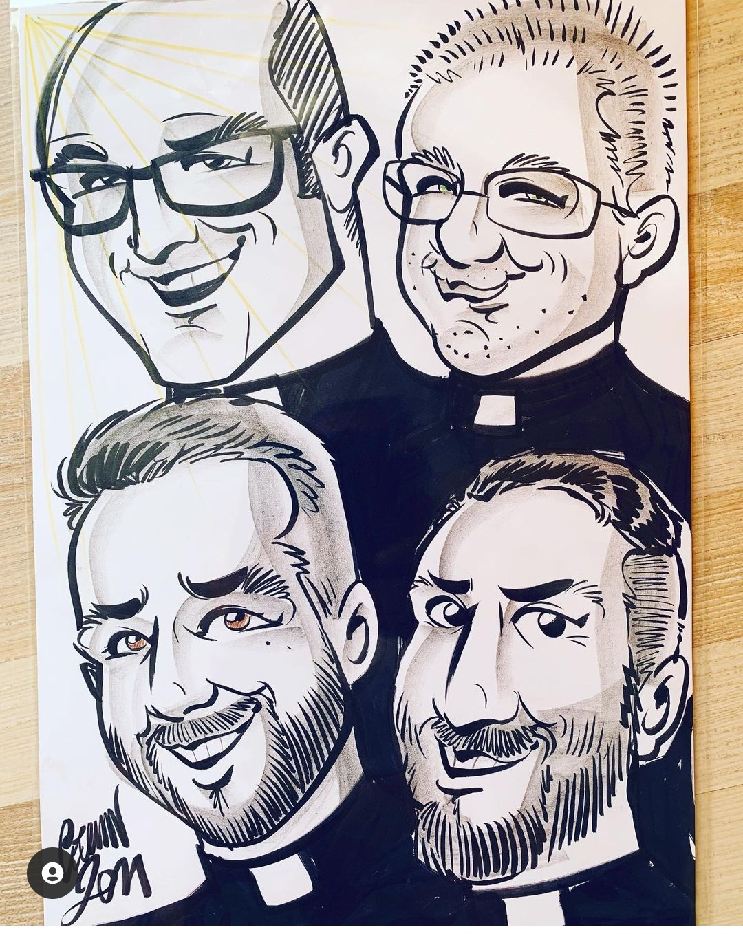Che Finestra sul Mondo d’Autore i giovani sacerdoti cremaschi, tra la gente, ripresi in caricatura