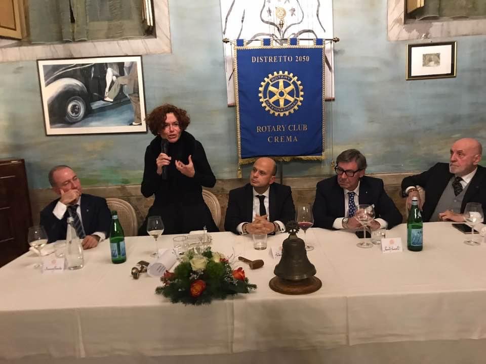 Stefania Bonaldi ospite del Rotary Club Crema ha raccontato i suoi 10 anni da sindaco