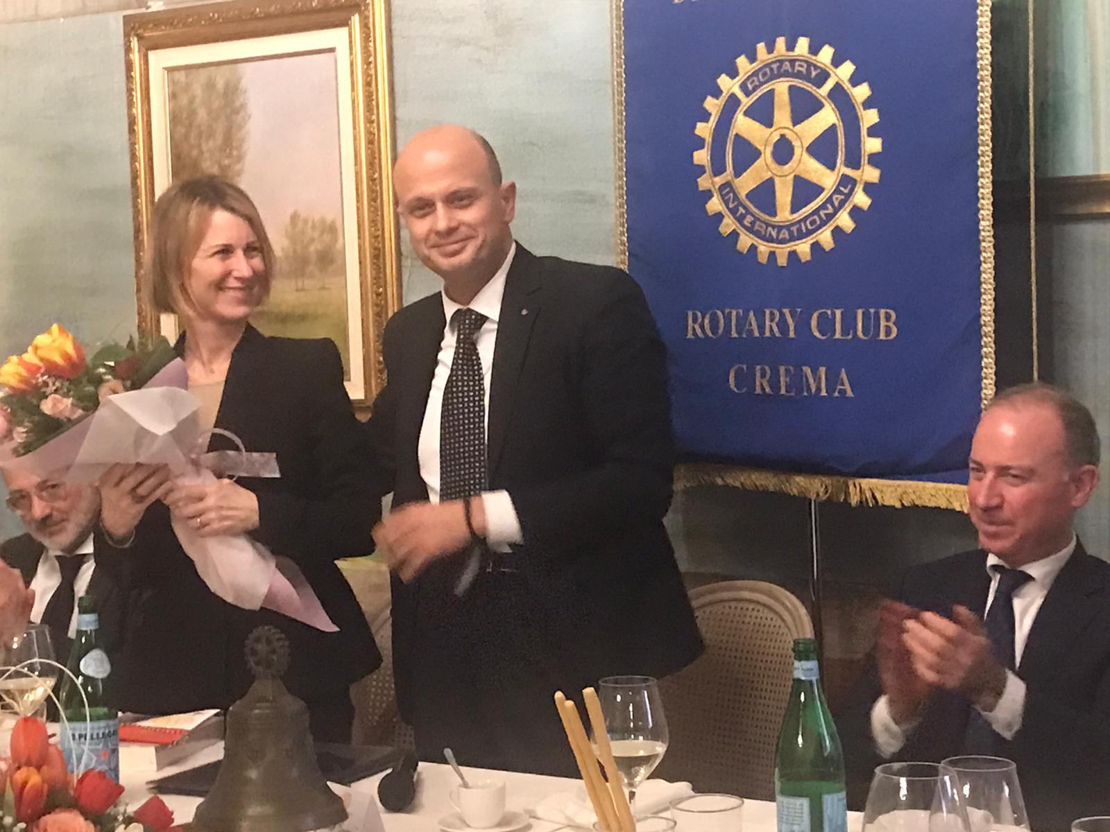 Al Rotary Club Crema, una conviviale in ricordo di Mario Buzzella, compianto socio e Presidente
