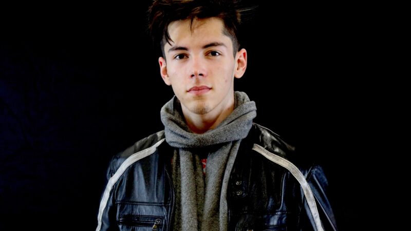 Il giovane cantante Lorenzo Trombetta presenta il suo primo singolo “La prima volta”