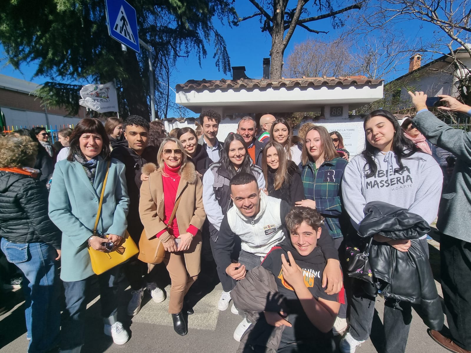 Restituita alla cittadinanza Casa Pio La Torre grazie all’impegno di SPI CGIL Cremona e degli studenti del Liceo S. Anguissola