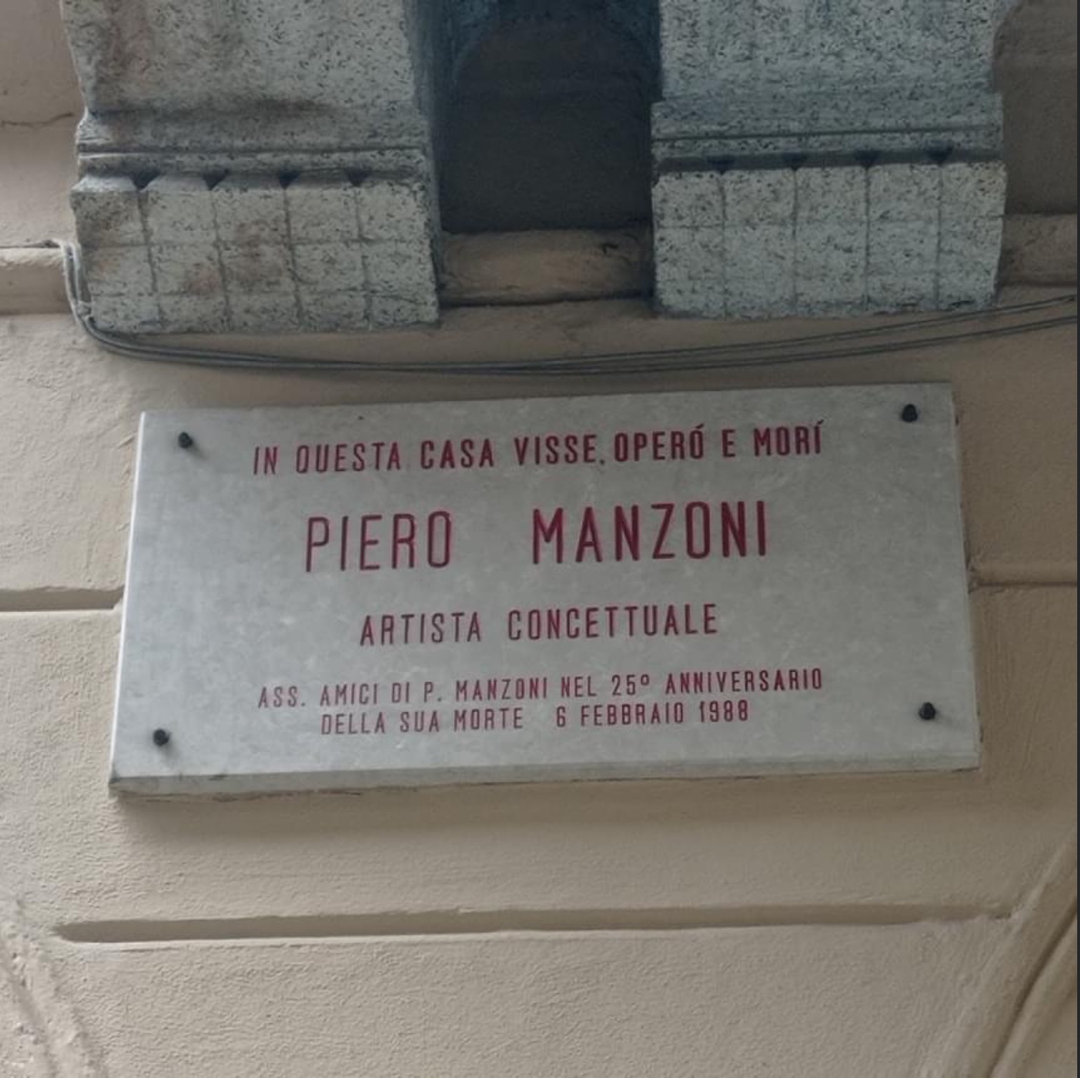 Piero Manzoni più che milanese è soncinese. E una mostra lo celebra nella sua Soncino.