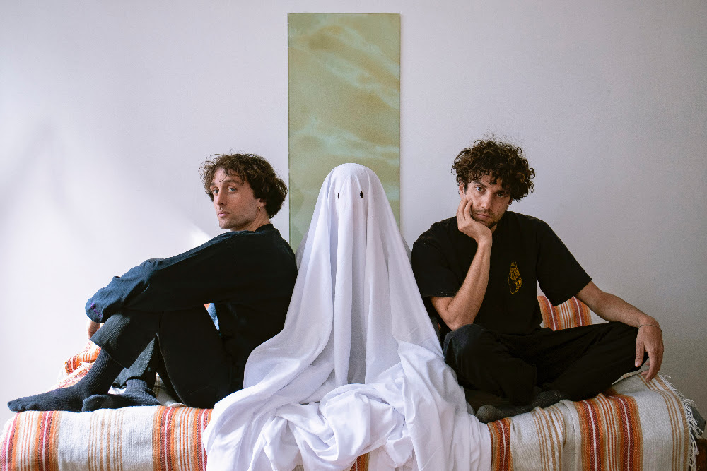 Il duo post-dark wave romano Gbresci torna il 17 marzo con il nuovo singolo Spettro