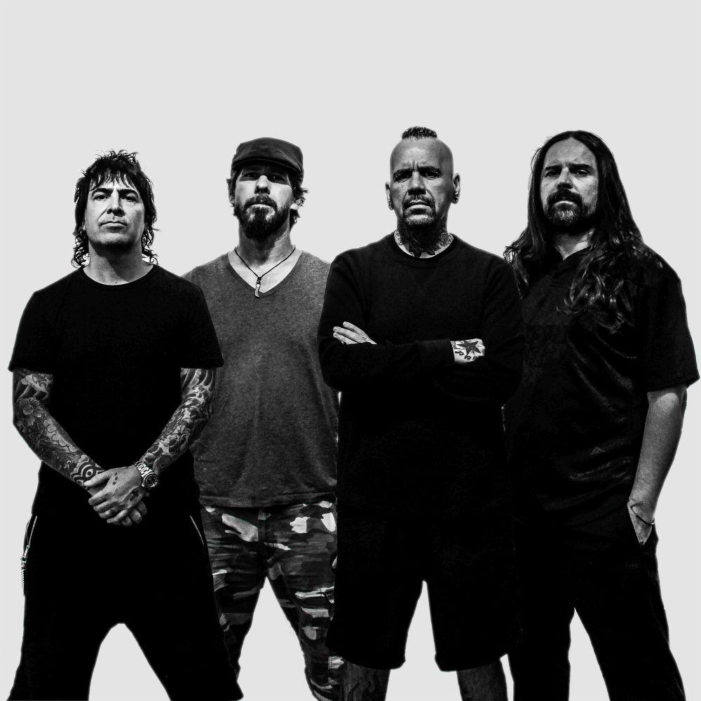 La superband latin metal De La Tierra torna dopo 7 anni con il nuovo album III, disponibile in digitale