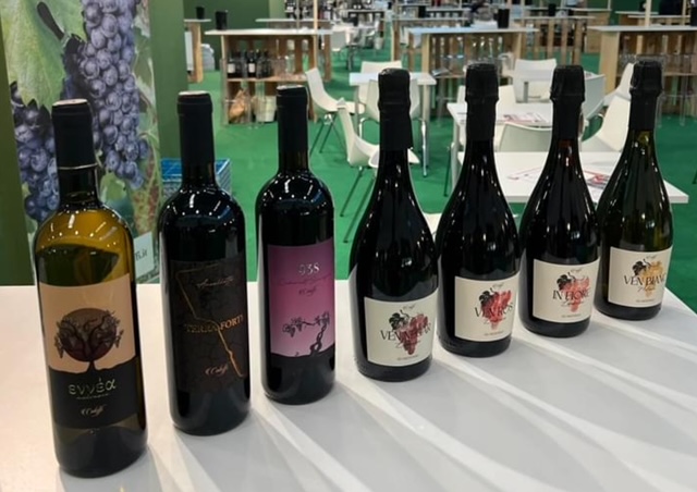 Al Vinitaly presentate le nuove etichette dei vini cremonesi e appassionatamente naturali Caleffi