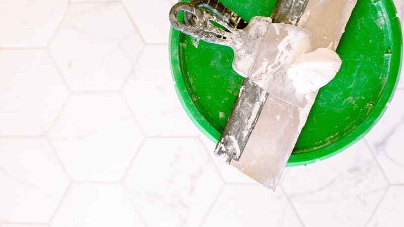 Rinfrescare la casa con i lavori di manutenzione estiva: suggerimenti e consigli utili
