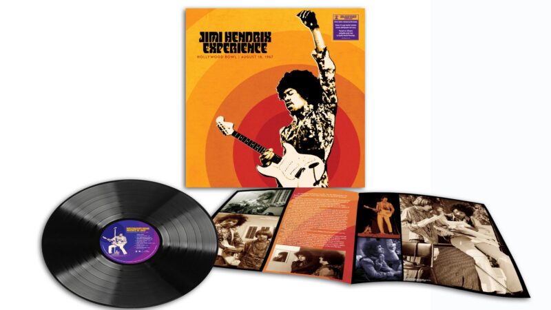 Il 10 novembre esce in cd, vinile e digitale lo straordinario concerto “Jimi Hendrix Experience: Hollywood Bowl August 18, 1967”.