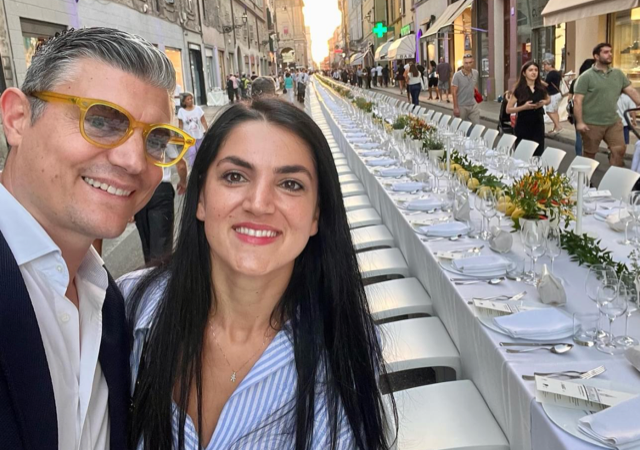 Stefano Scolari e la moglie Veronica, tra i mille di Parma: Chapeau! Ah come si mangia da Re e si beve da Regine all’Antica Osteria del Cerreto…