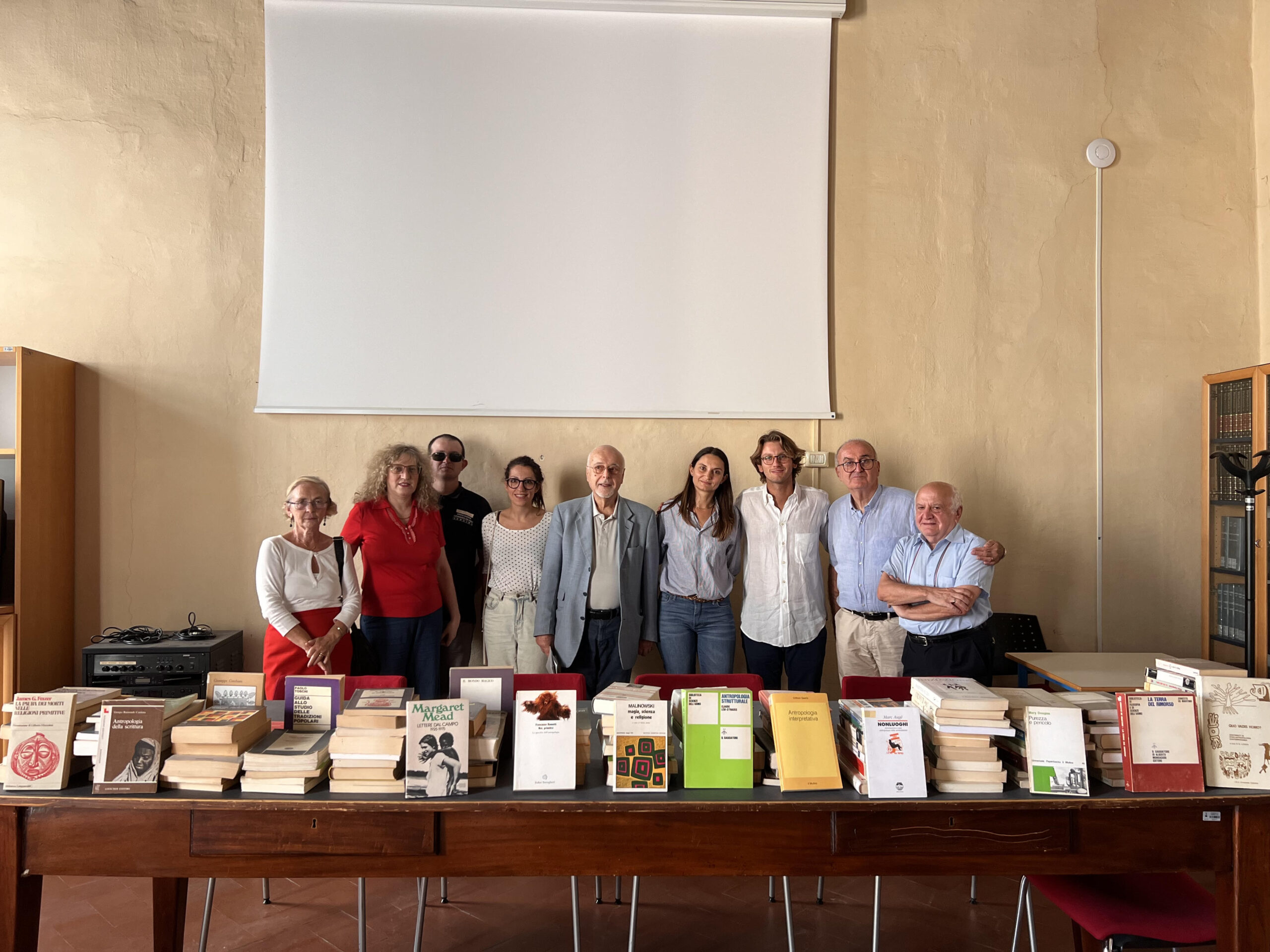 Donazione Fondo libraio don Marco Lunghi alla Biblioteca di Crema