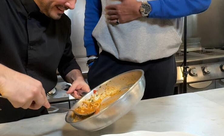 Scialatielli alla Gallinella di Mare dello chef Ciro di Maio realizzati assieme al cestista statunitense Mike Cobbins