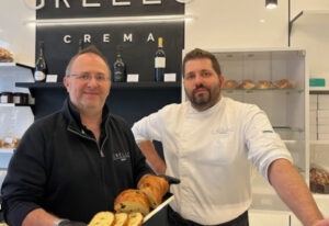 Per fortuna a Crema, c’è Grello! La pasticceria più creativa del Granducato lancia la Bertolina (di pane) Solidale dei Record:12 metri di bontà, per fare del bene. E la Focaccia e il Soffio all’Uva Fragola sono da volare via!
